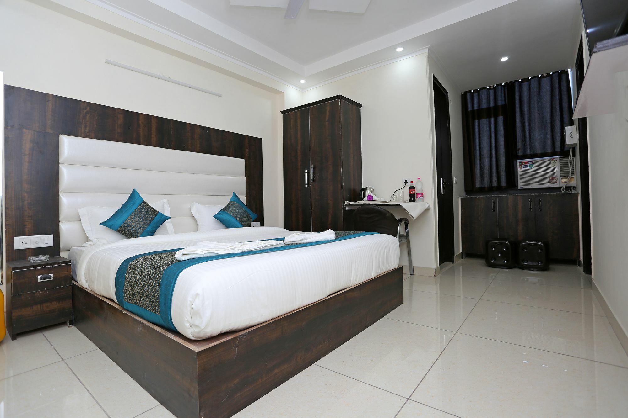 โฮเทล แอโร สเตย์ Hotel นิวเดลี ภายนอก รูปภาพ